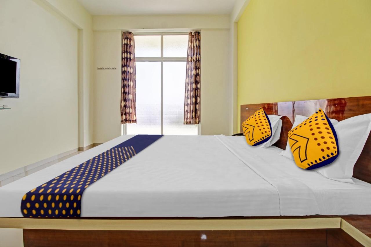 Oyo Hotel Hidden Palace Pune Zewnętrze zdjęcie
